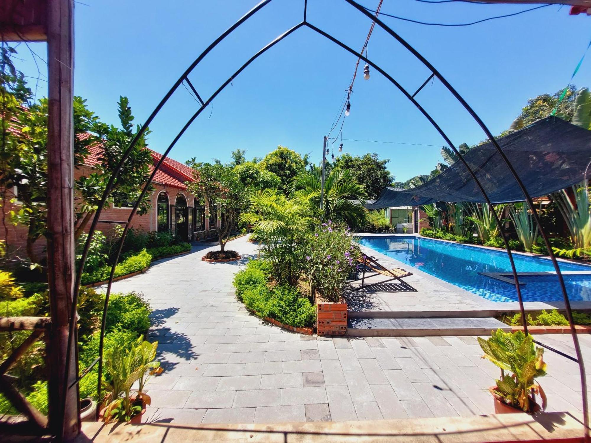 Ninh Binh Mountain Side Homestay & Cafe Exterior photo